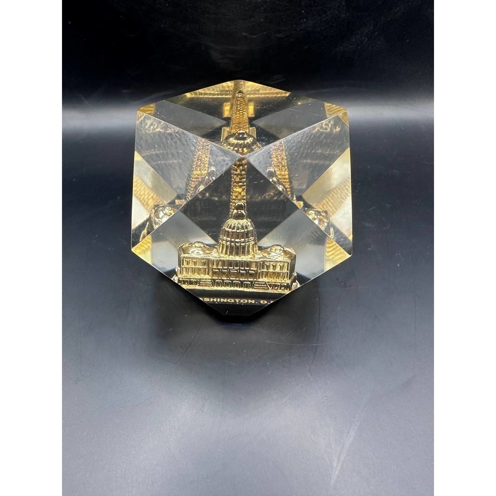 Vintage US Capitol & Washington Monument Acrylic Paperweight